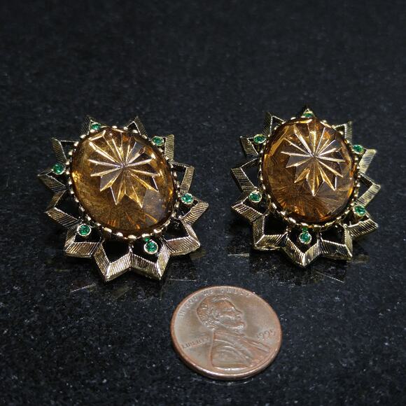 Vintage Emmons Molded Topaz Glass Clip Earrings, Green Rhinestone Accents - Picture 2 of 10